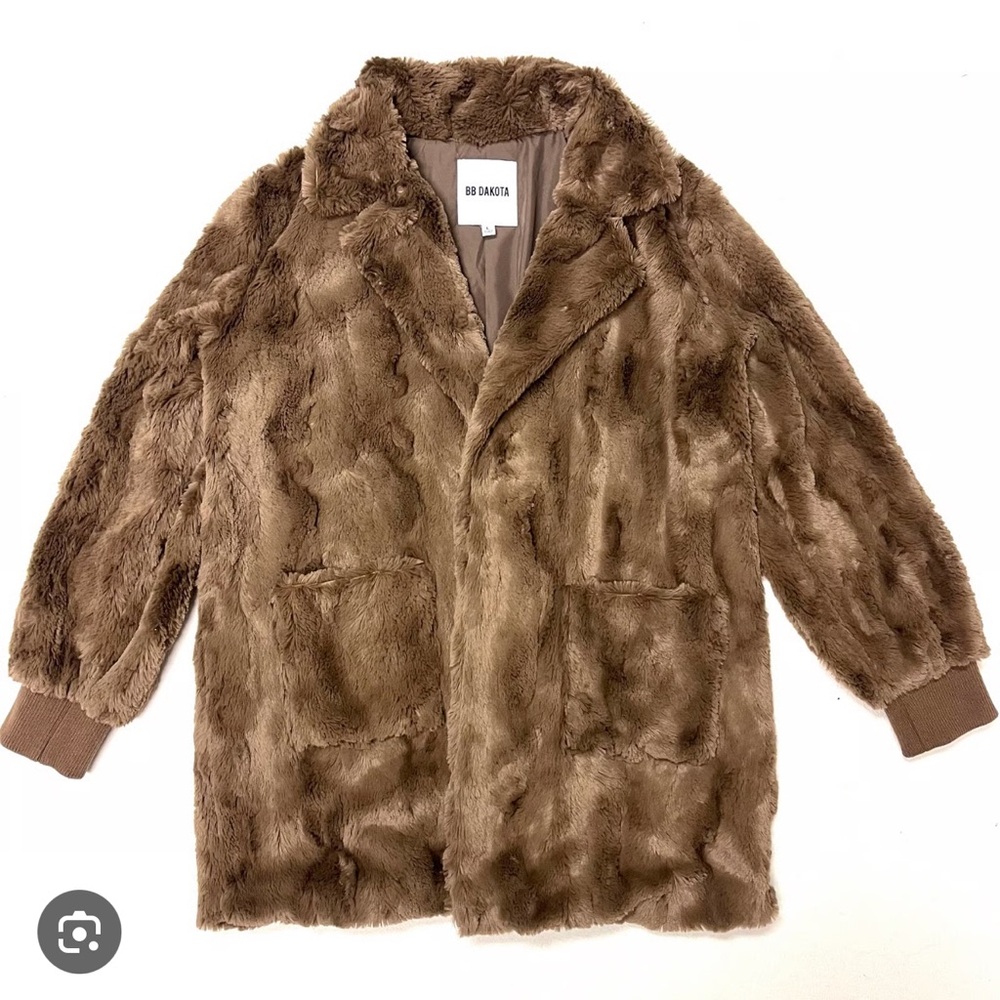 BB Dakota “Swirl Next Door” Faux chocolate Mink Fur Coat Jacket / Coat Small